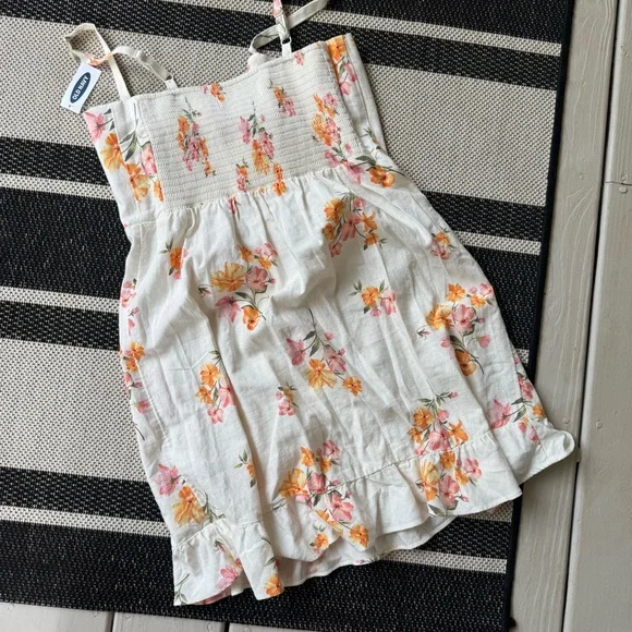 NWT Old Navy Floral Sundress with Ruffle Hem Small - Picture 8 of 8